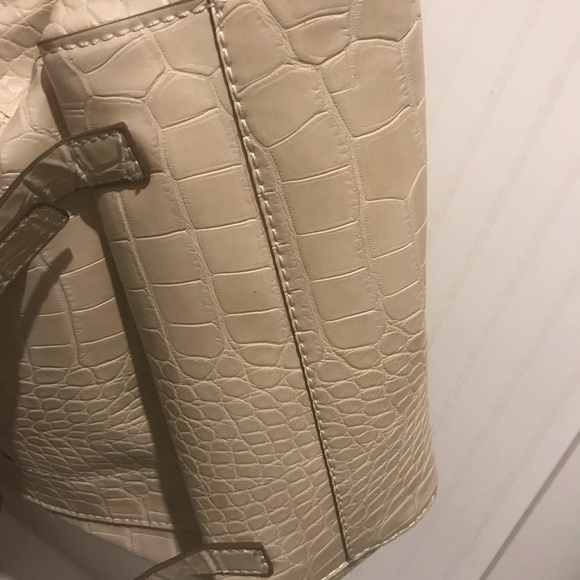 Zara Backpack - Picture 6 of 7